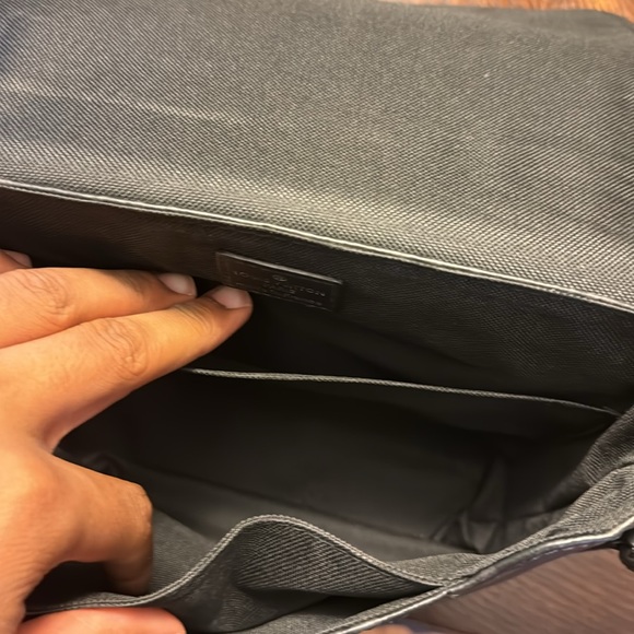 Louis Vuitton Messenger bag - Picture 4 of 4